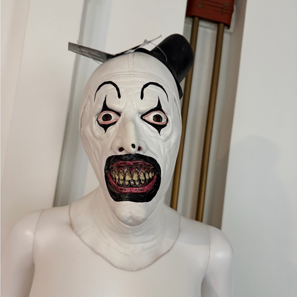 Terrifier art the clown Halloween mask